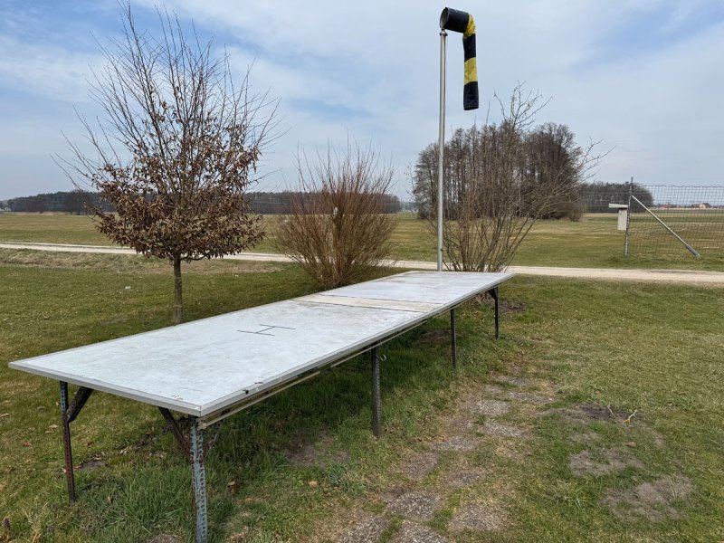 Flugplatz